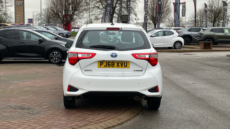 Toyota Yaris 1.5 Hybrid Icon Tech 5dr CVT Hybrid Hatchback